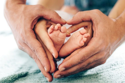 Building-Strong-Parent–Baby-Bond-Through-Play Blog-Cover-Peekaboo