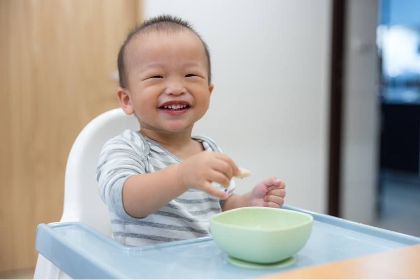 Caring-for-Your-Newborn-in-the-Early-Days-Essential-Tips-for-New-Parents
