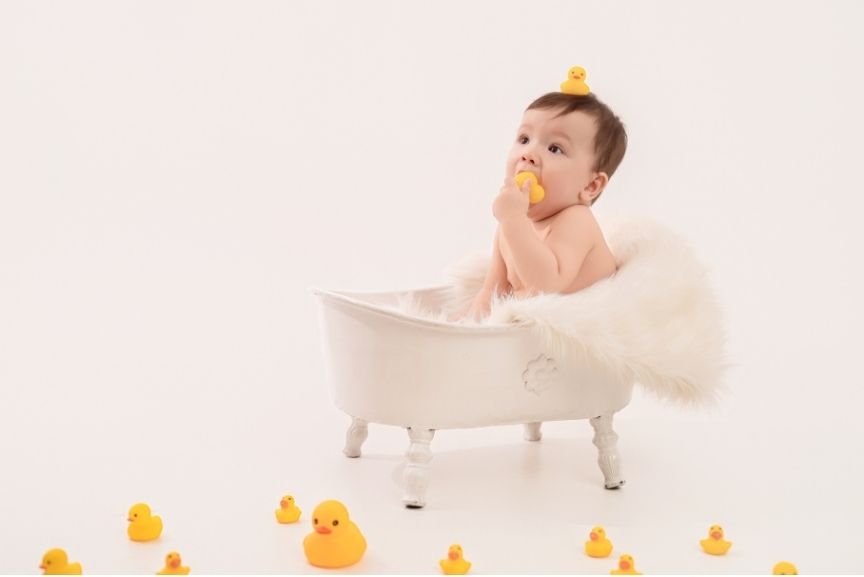 Making Baby Bath Time Relaxing and Fun: A Guide for New Parents