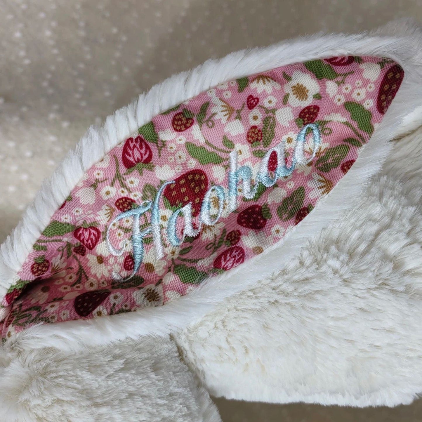 Cream-Berry-Regular price-blue-white-peekaboo