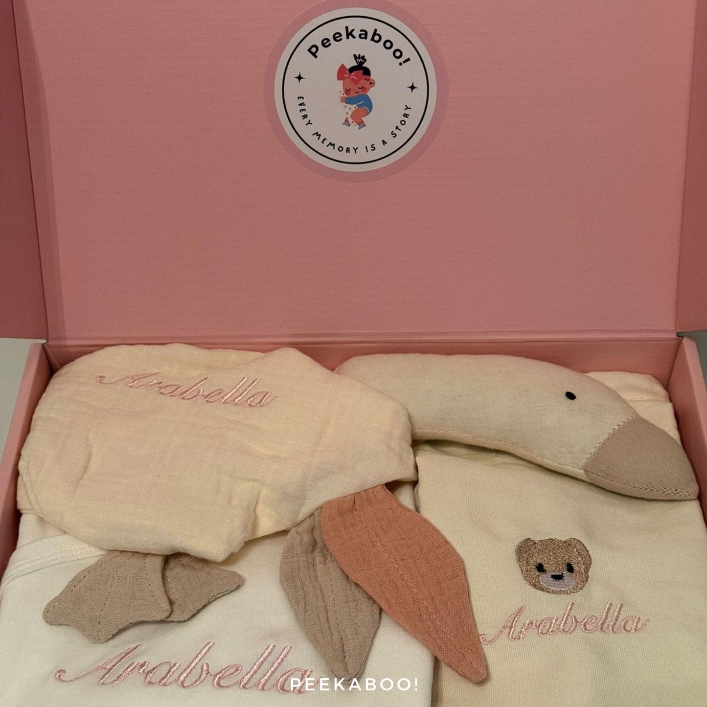 Personalised-Baby-Giftset-Peekaboo