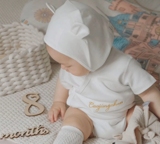 Personalised Baby Short-sleeve Bodysuit and Bib - Welcome Gift Set