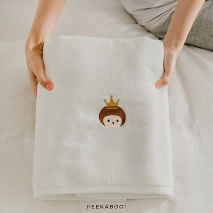 Personalised-Prince-Bath-Towel-White-Peekaboo-Baby-And-Kids
