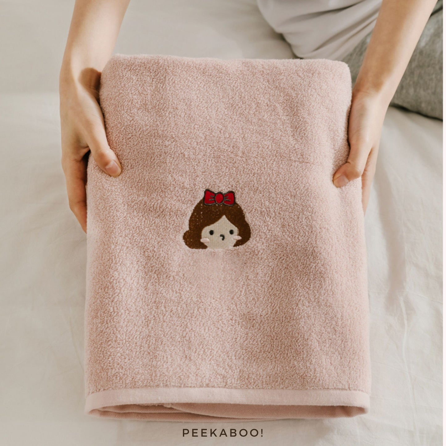 Personalised-Princess-Bath-Towel-Pink-Peekaboo-Baby-And-Kids