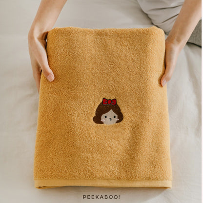 Personalised-Princess-Bath-Towel-Yellow-Peekaboo-Baby-And-Kids